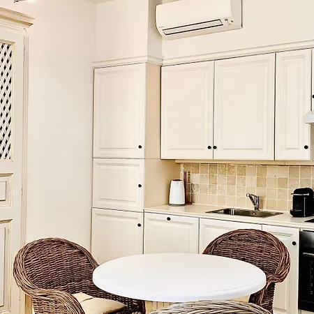 Charmante Im Historischen Zentrum By Interhome Saint-Tropez